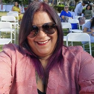 Meet your Posher, Yinelly